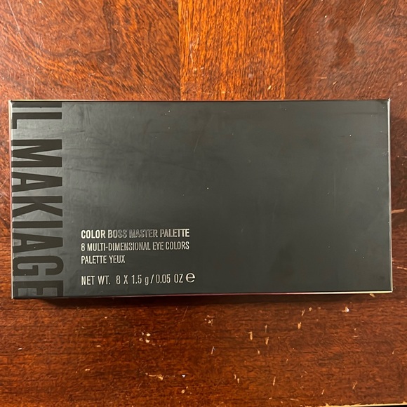 IL Makiage Color Boss Master Palette eye colors - Treat Yo’ Self 1001 NIB - Picture 1 of 4
